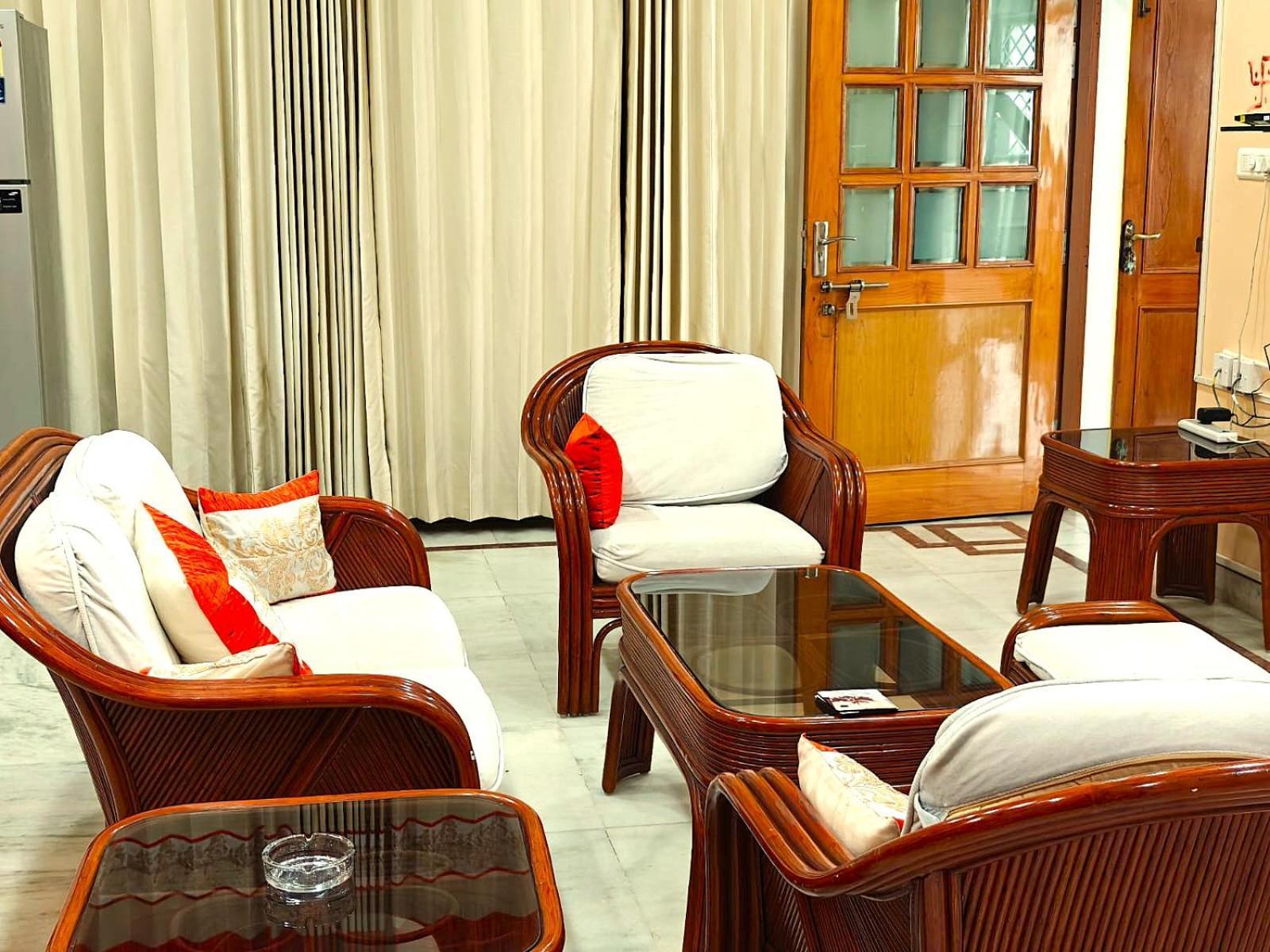 Fully Furnished Ish, Atithya Homestay With Various Amenities And Free Services In Lucknow, India Kültér fotó